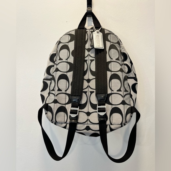 COACH Fabric BACKPACK- Excellent Used Condition-with 2 Original Key tags - Picture 2 of 9